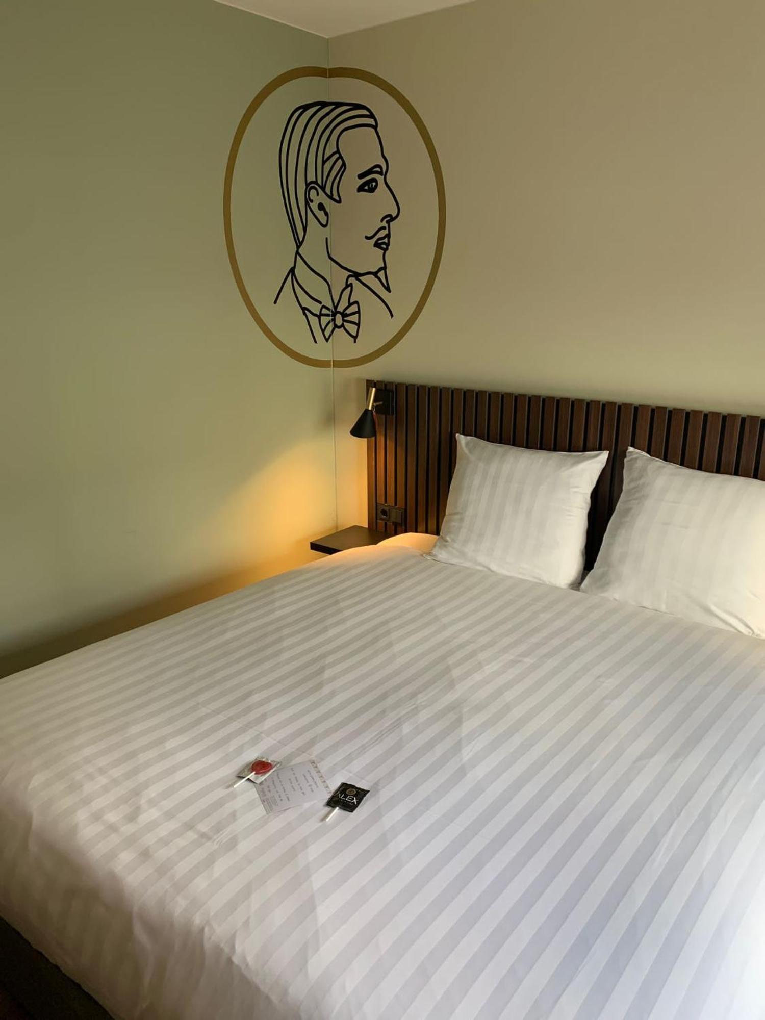 Alex Maastricht Hotel Bagian luar foto