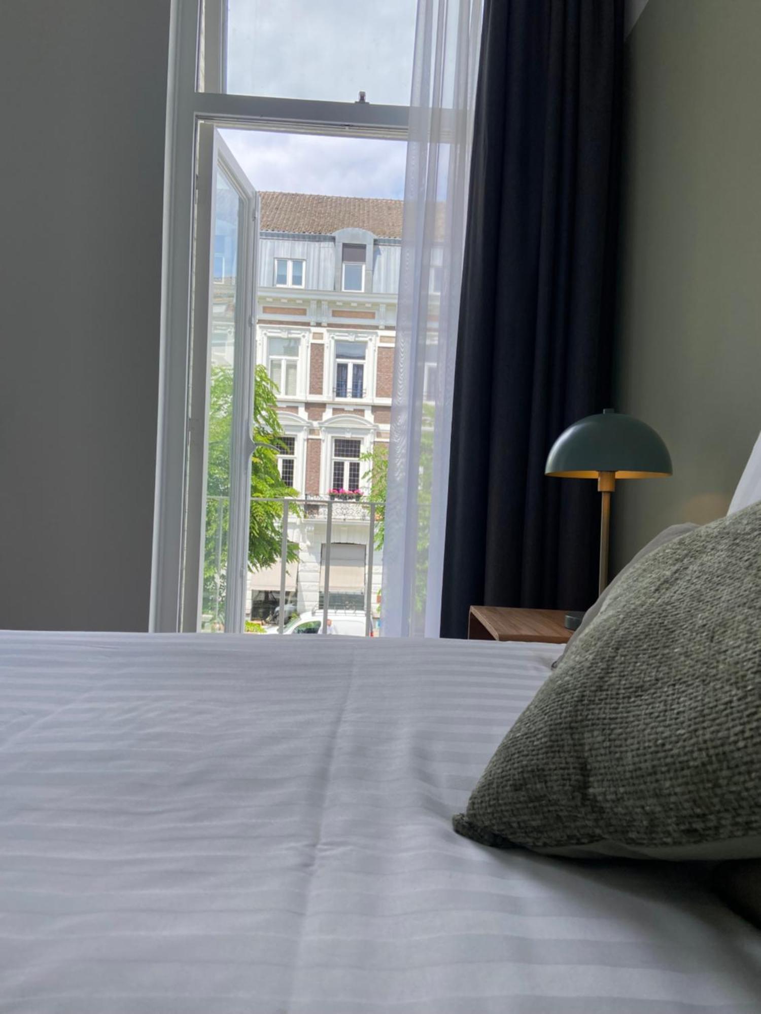 Alex Maastricht Hotel Bagian luar foto